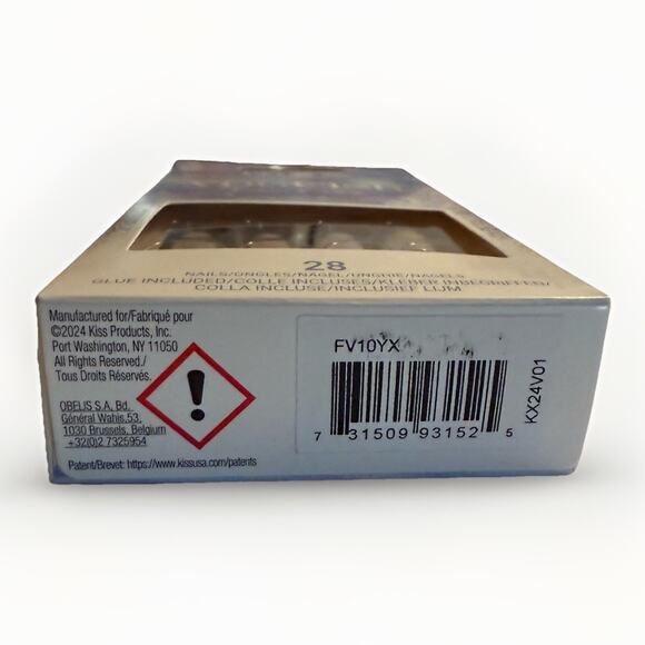 KISS Voguish Fantasy Nails Short Length 28ct Set w/ Glue FV10YX Iridescent NEW - Picture 4 of 4